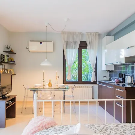 One Love Metropolitan Gardens Studio Bucarest