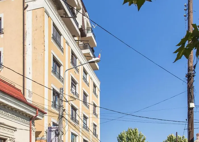 One Love Metropolitan Gardens Studio Bucureşti