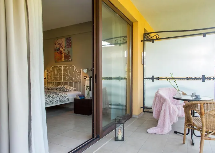 Apartament One Love Metropolitan Gardens Studio Bucureşti