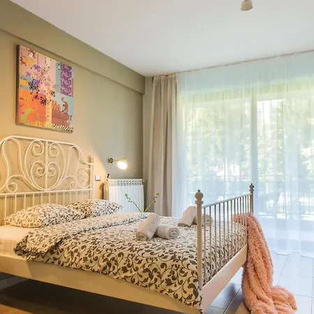 One Love Metropolitan Gardens Studio Apartman Bukarest