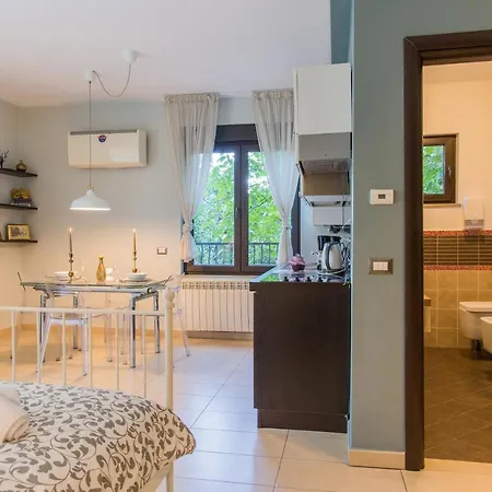 One Love Metropolitan Gardens Studio * Boekarest